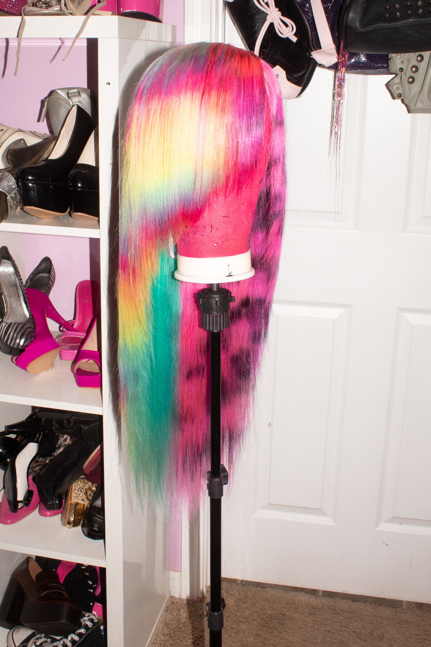 “Two Faced” Hot Pink Leopard Split Dye Wig (middle part)