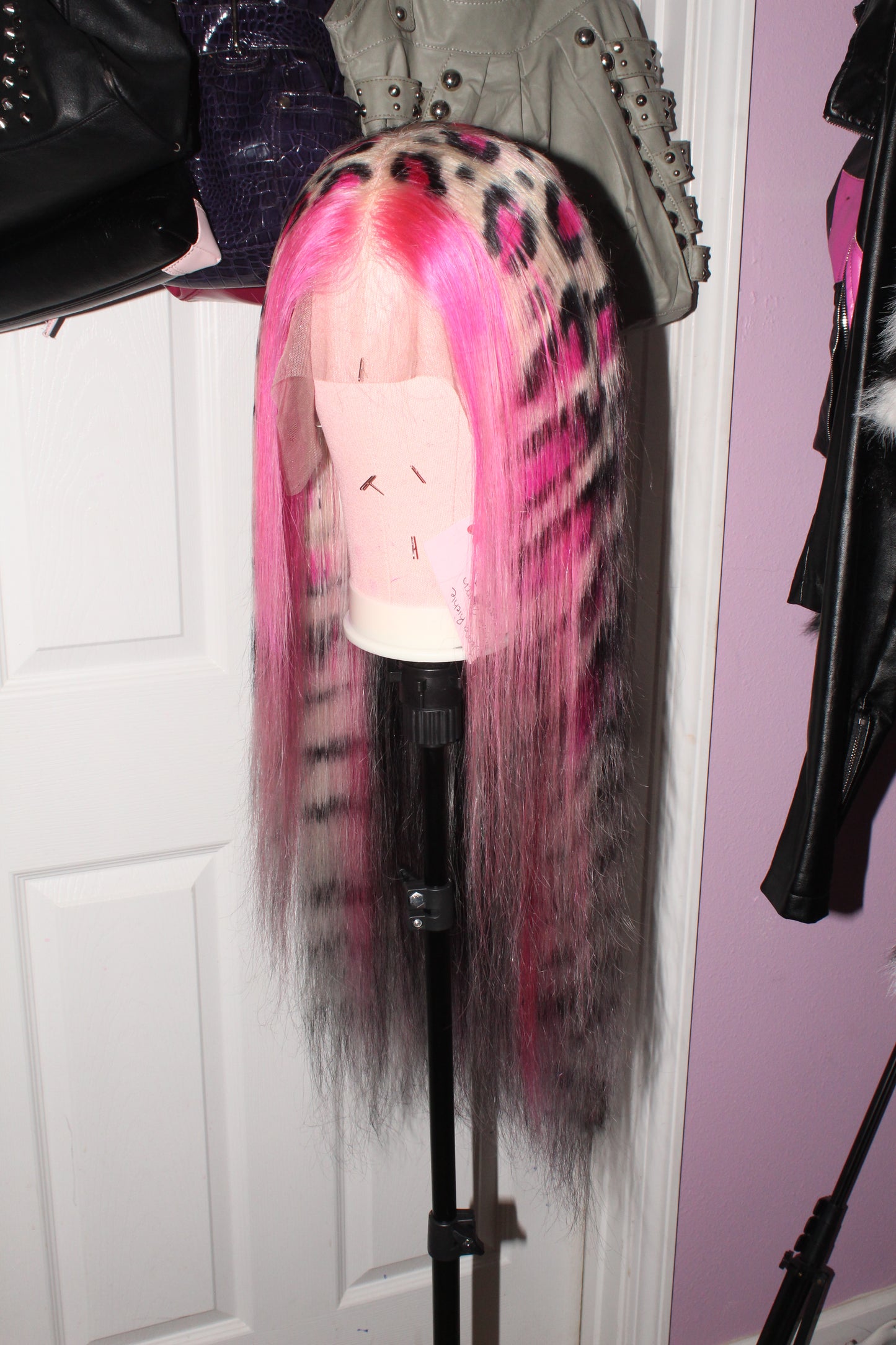 Pink Scene Leopard Print Wig (22-30 inches)